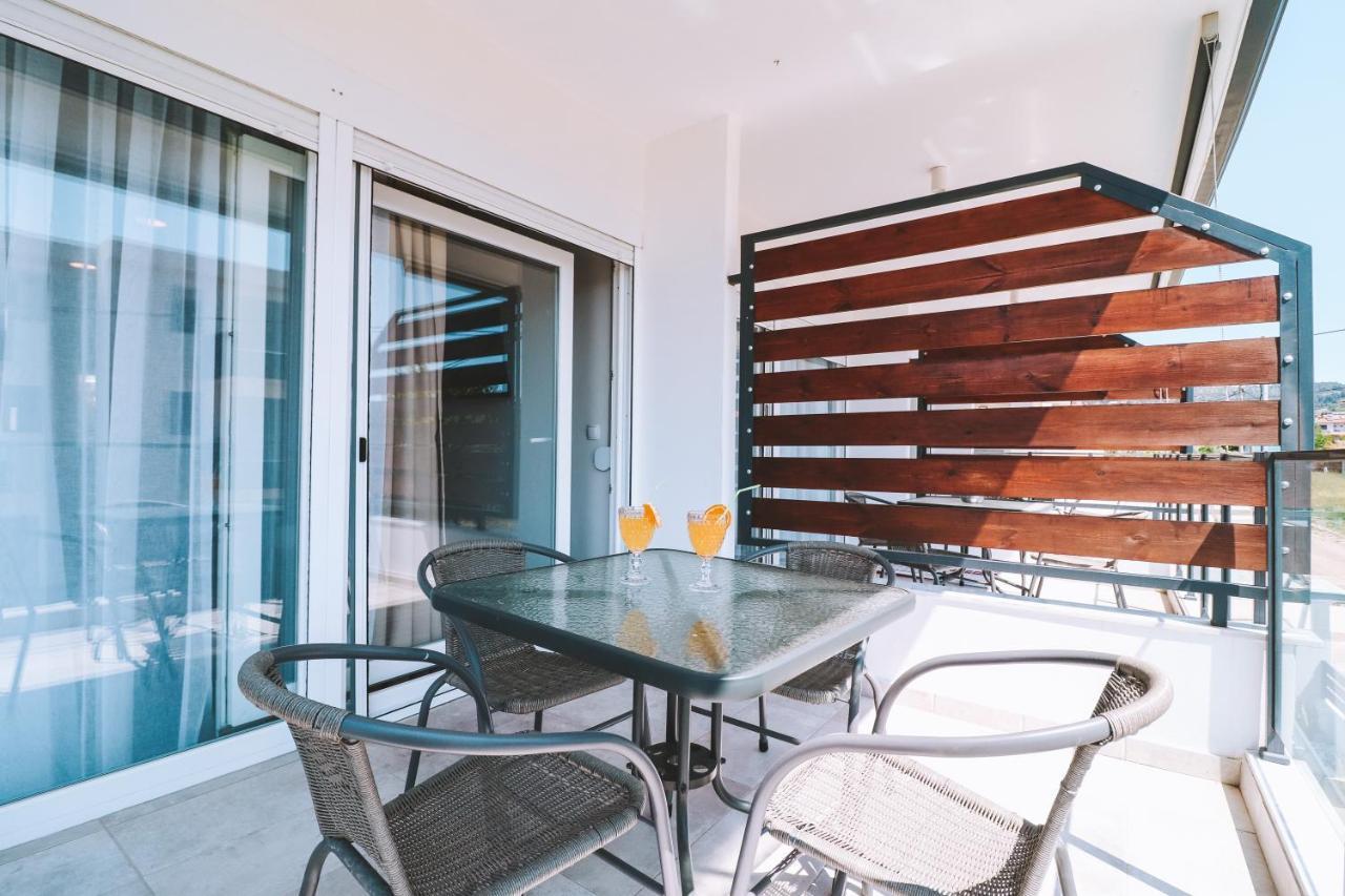 Sithon Diamond Suites Никити Экстерьер фото